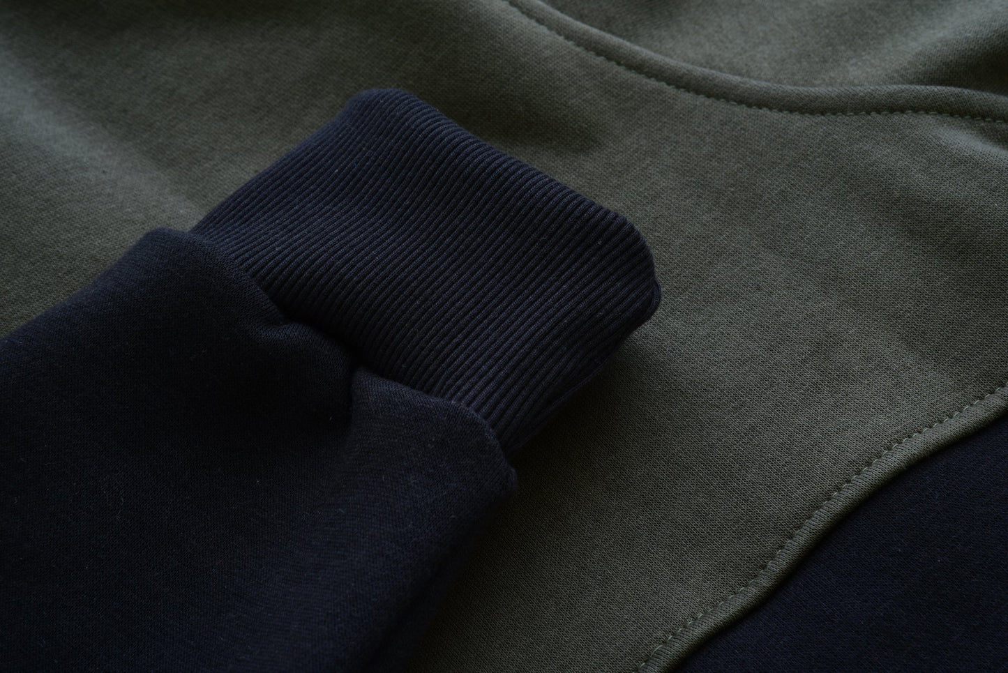 Felpa KONUSTEX LYSEO verde nera con cappuccio e rinforzi #357 - OnTheRoad.shop - KONUSTEX