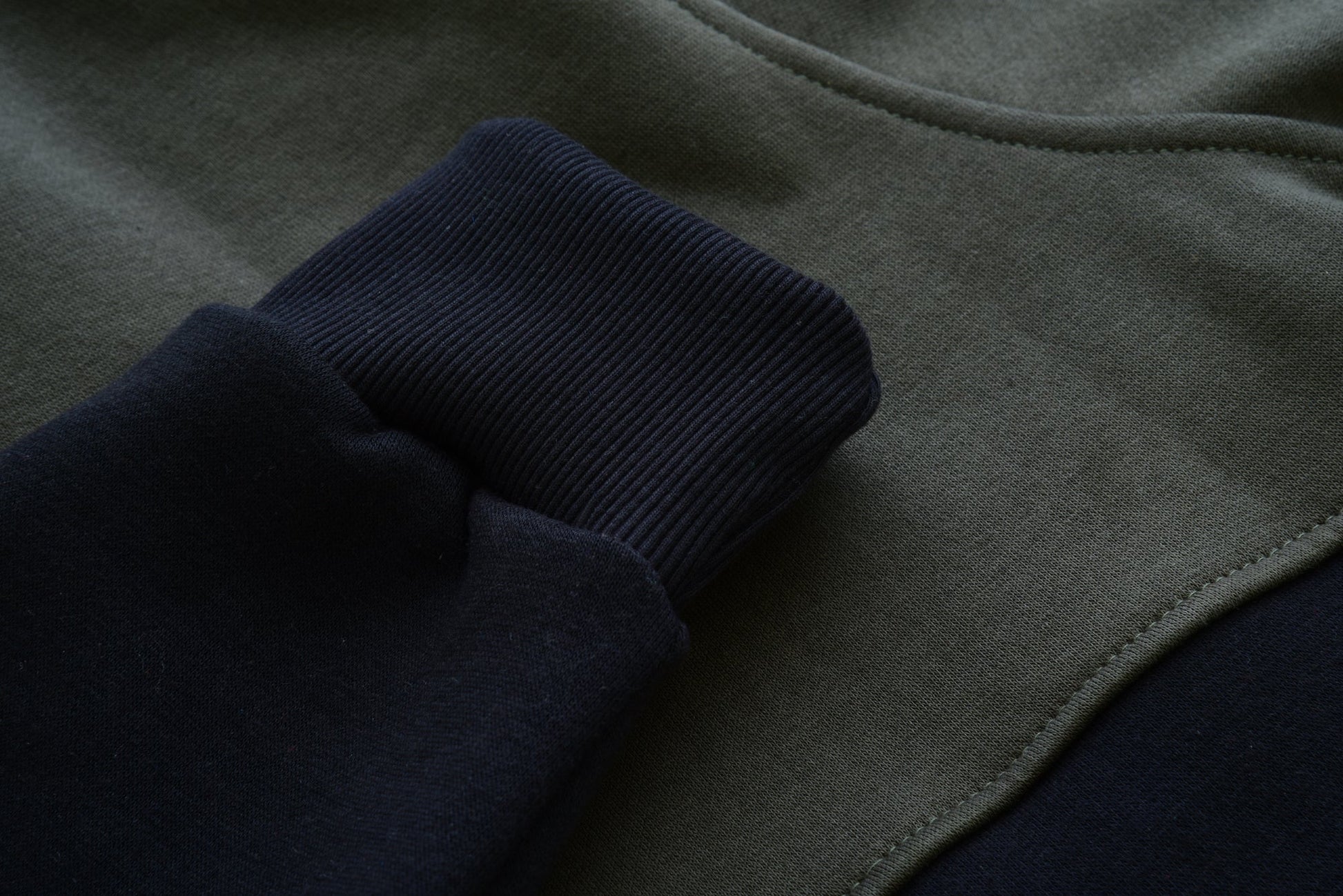 Felpa KONUSTEX LYSEO verde nera con cappuccio e rinforzi #357 - OnTheRoad.shop - KONUSTEX
